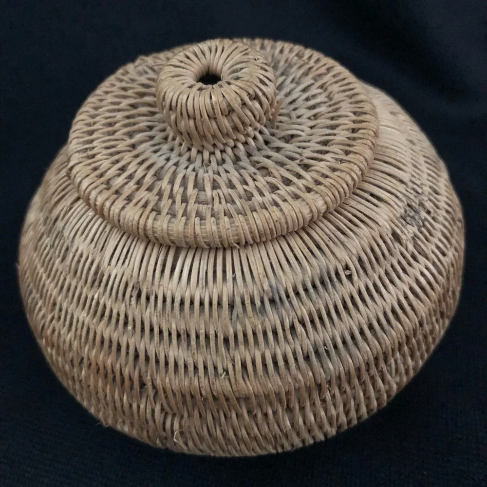 Small Handwoven Small Round Basket with Lid